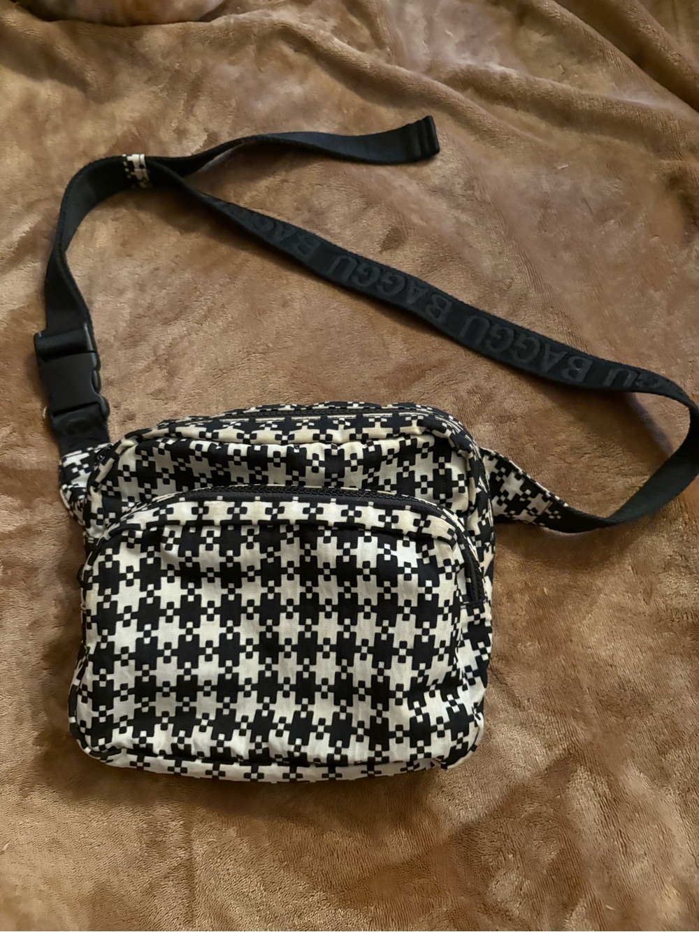 BAGGU Black & White Pixel Gingham Fanny Pack